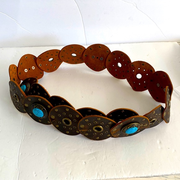 215 - Picture 1 of 5